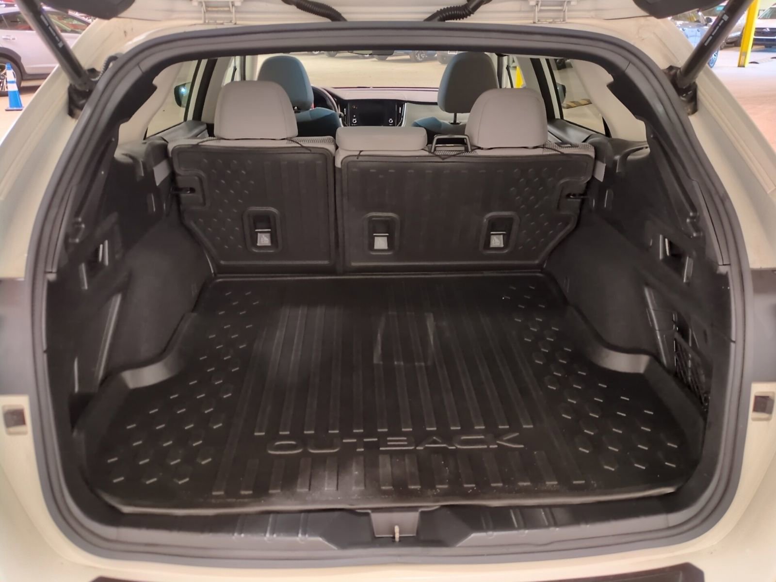 Used 2020 Subaru Outback Premium w/ Popular Package #1 image 13