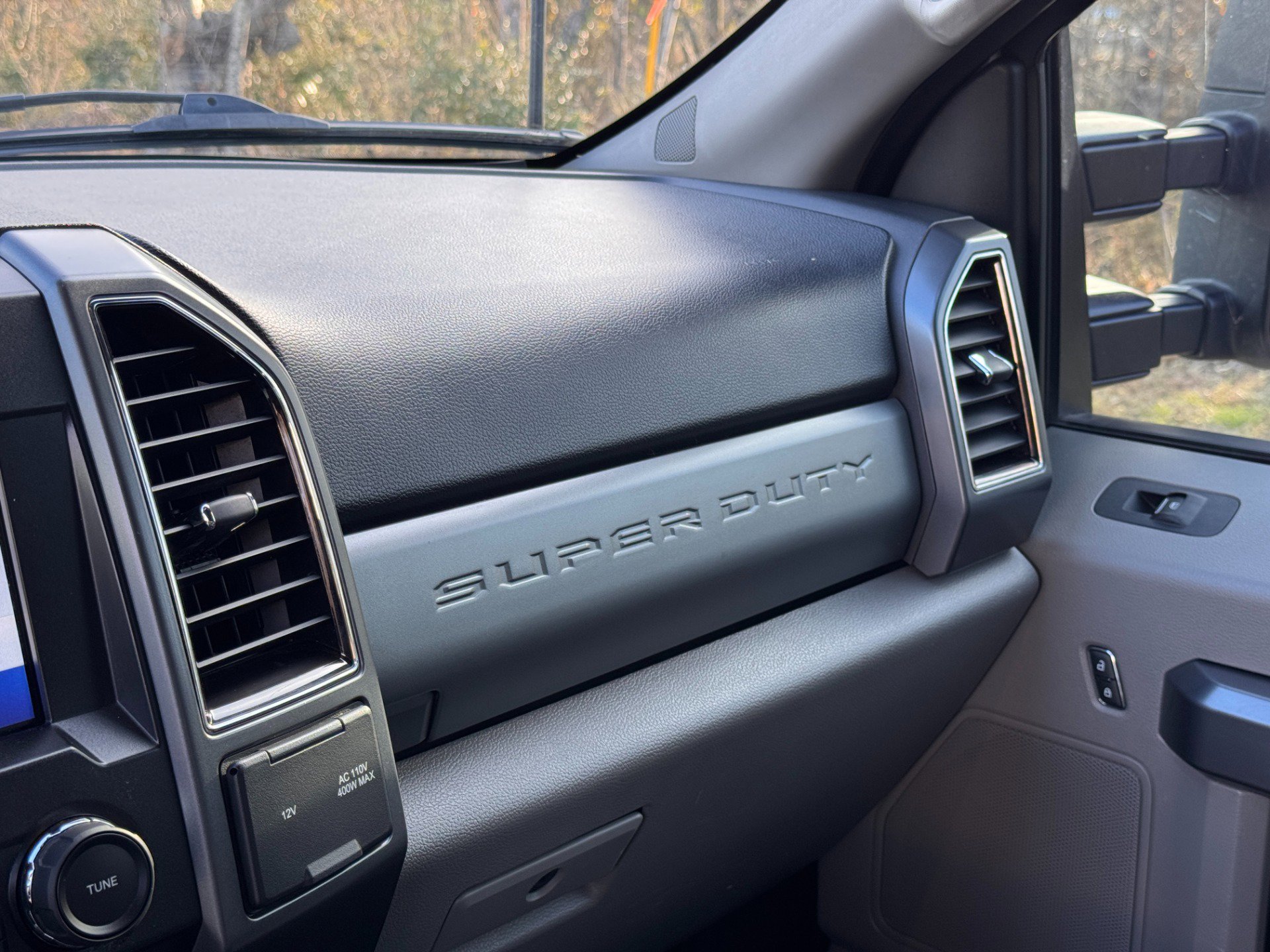 Used 2022 Ford F350 XLT w/ XLT Value Package image 39