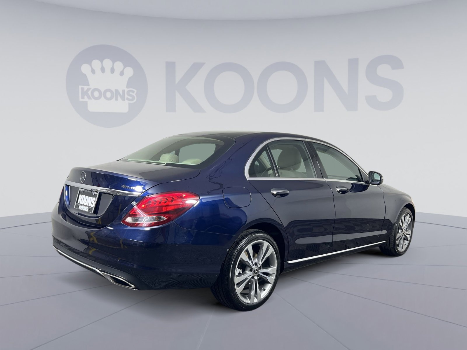 Used 2018 Mercedes-Benz C 300 4MATIC Sedan w/ Premium Package image 7