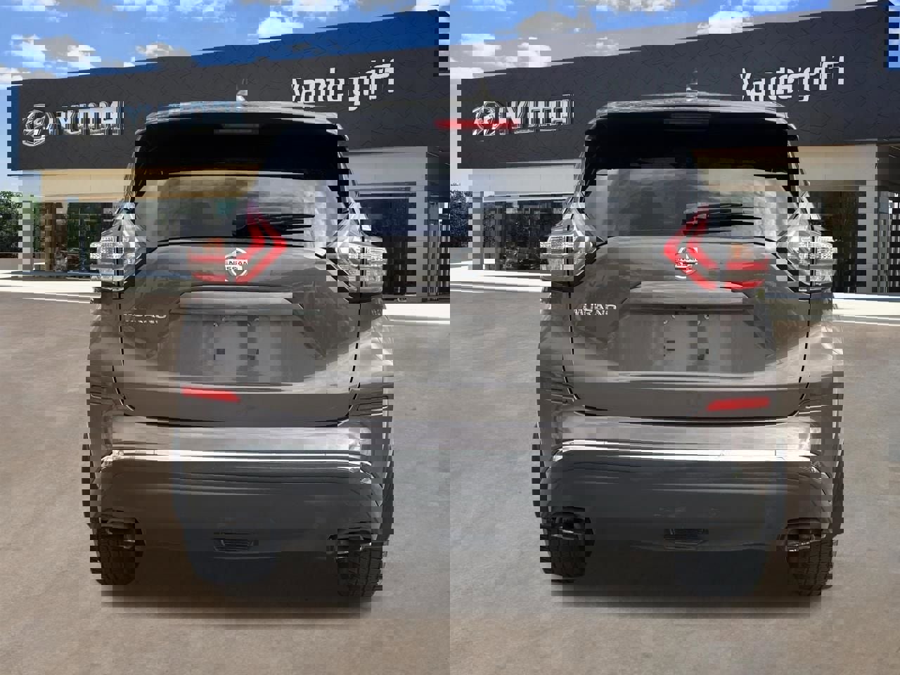 Used 2018 Nissan Murano S image 13