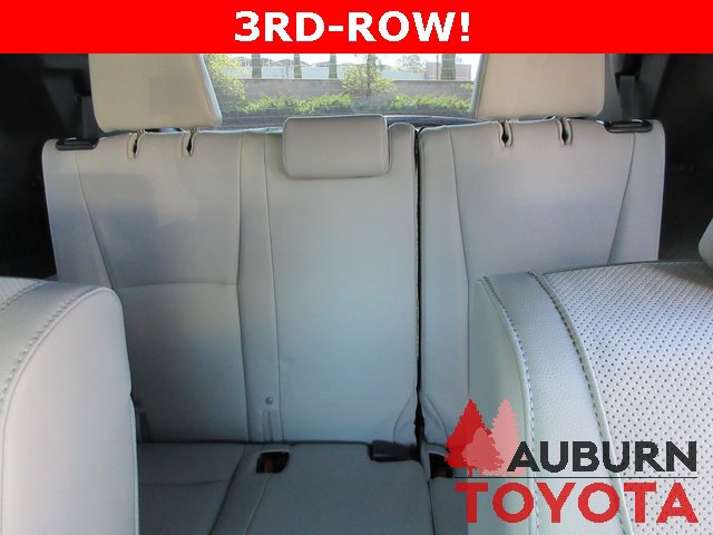 Certified 2025 Toyota Grand Highlander AWD Hybrid image 28