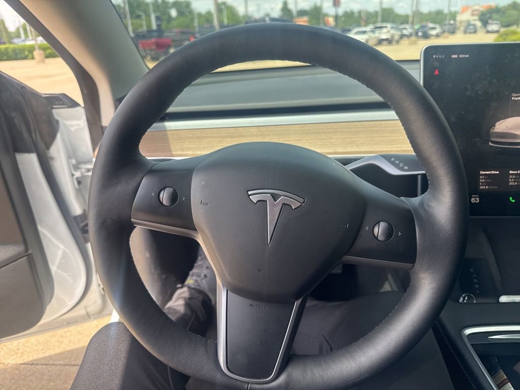 Used 2022 Tesla Model 3 RWD image 9