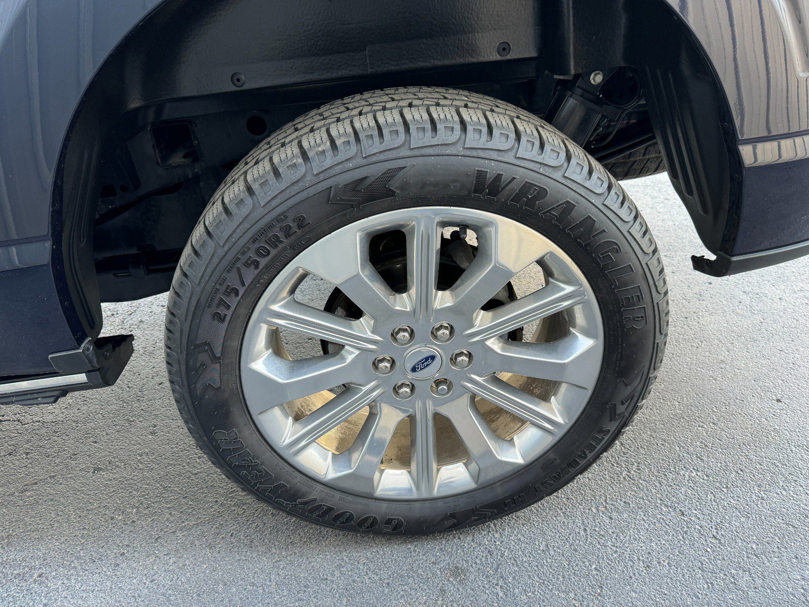 Used 2022 Ford F150 Limited image 46