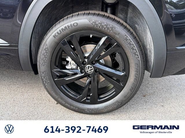 New 2026 Volkswagen Atlas Cross Sport SEL R-Line AWD/4WD image 11