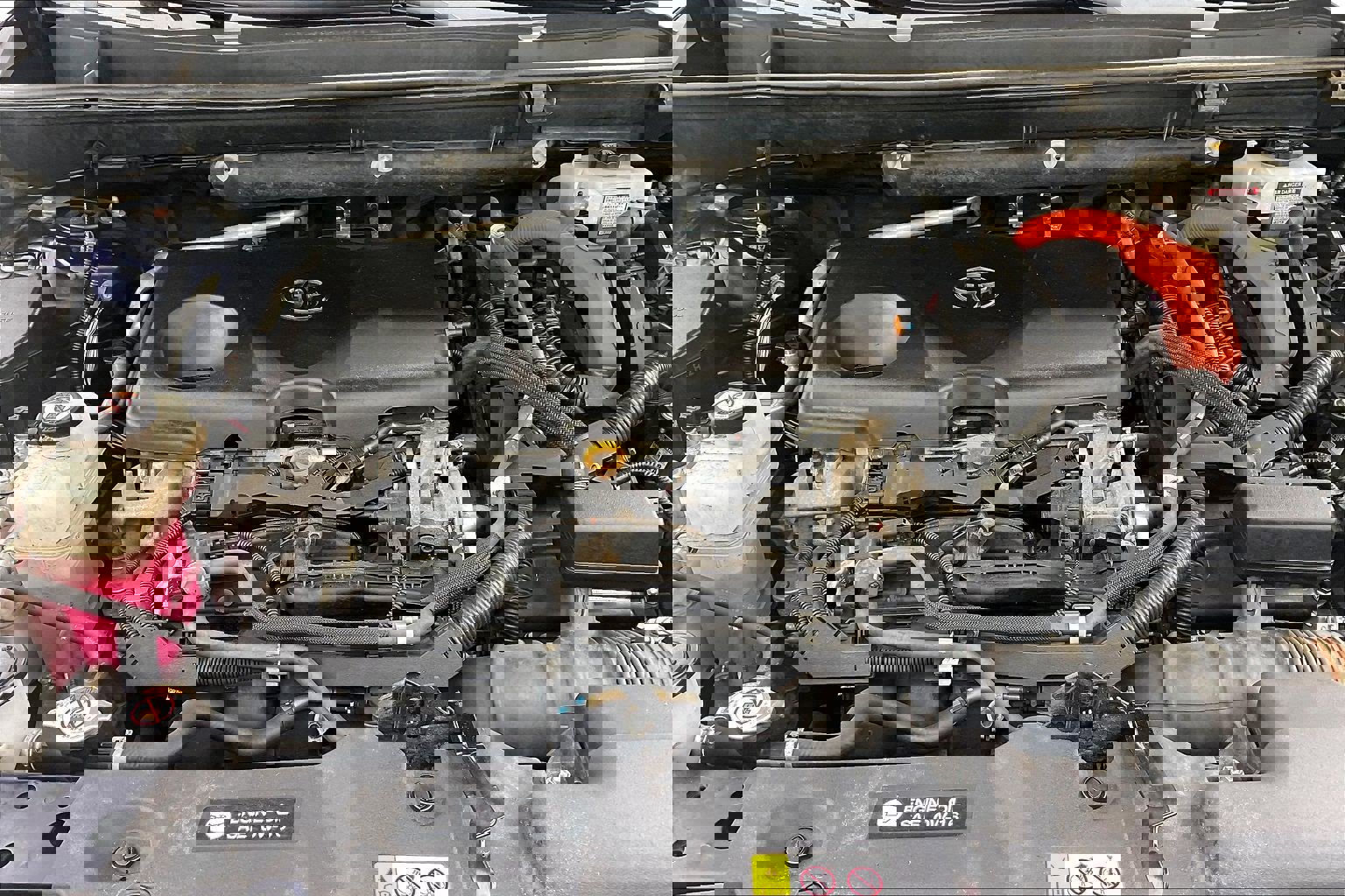 Used 2020 Toyota RAV4 XLE image 13