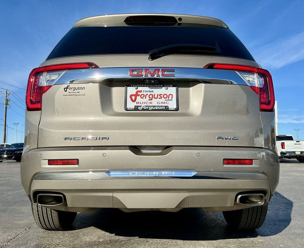 Used 2022 GMC Acadia Denali w/ Denali Ultimate Package image 18