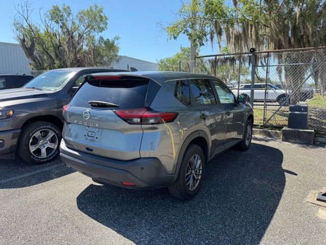 Used 2021 Nissan Rogue S FWD image 3