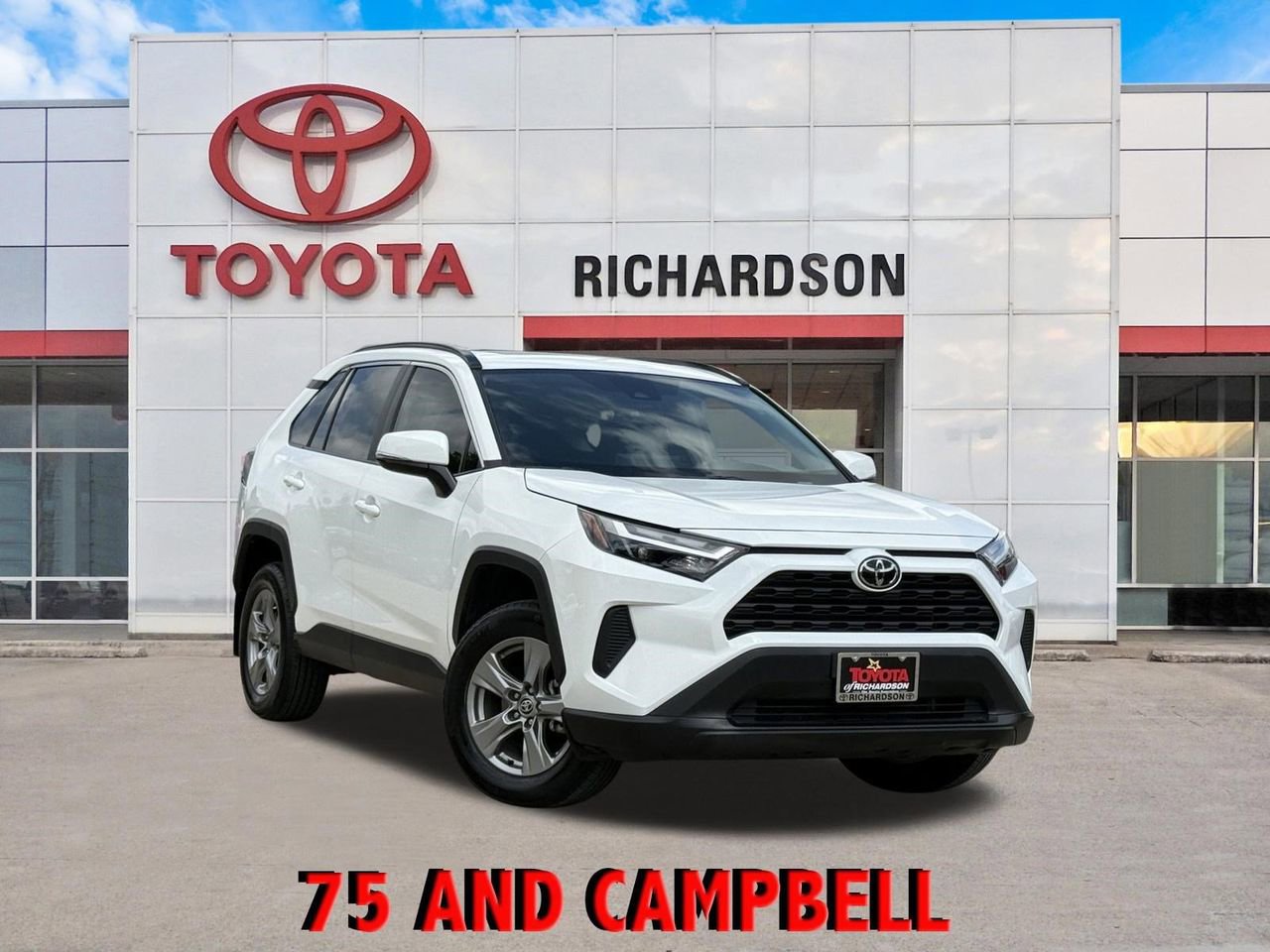 Used 2024 Toyota RAV4 XLE w/ Convenience Package image 1