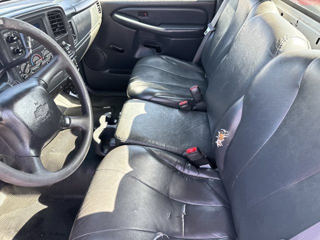 Used 2001 Chevrolet Silverado 1500 2WD Regular Cab w/ Firm Ride Suspension Pkg image 10