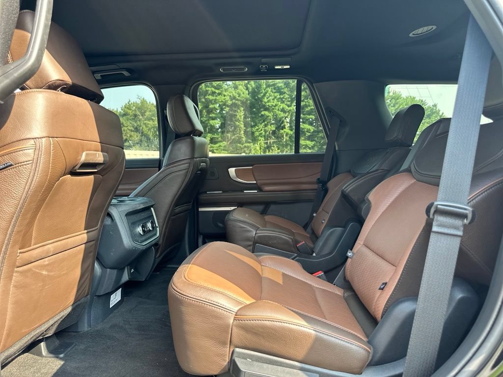 Used 2025 Ford Expedition King Ranch AWD/4WD image 22