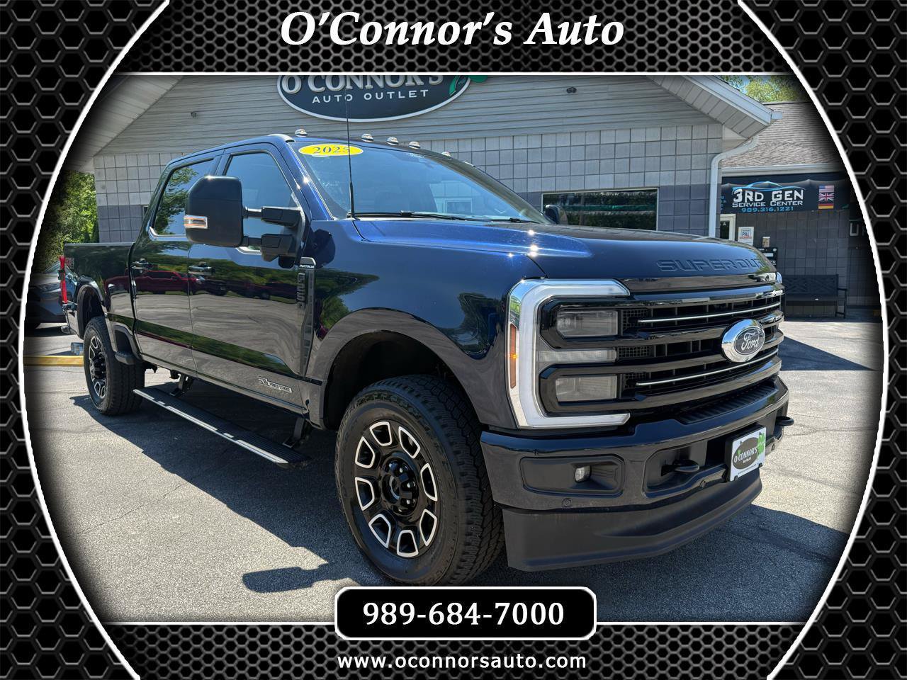 Used 2025 Ford F250 Platinum w/ FX4 Off-Road Package AWD/4WD image 1