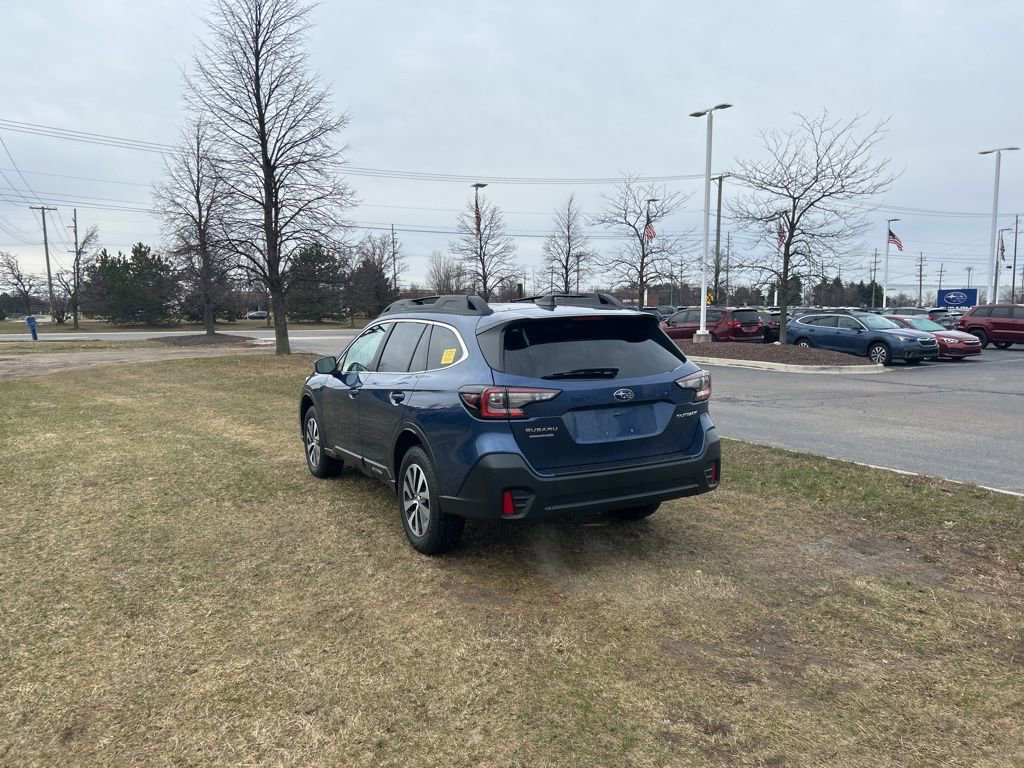 Certified 2022 Subaru Outback Premium w/ Popular Package #1 image 3