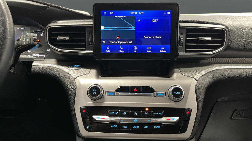 Used 2023 Ford Explorer XLT w/ Equipment Group 202A AWD/4WD image 14