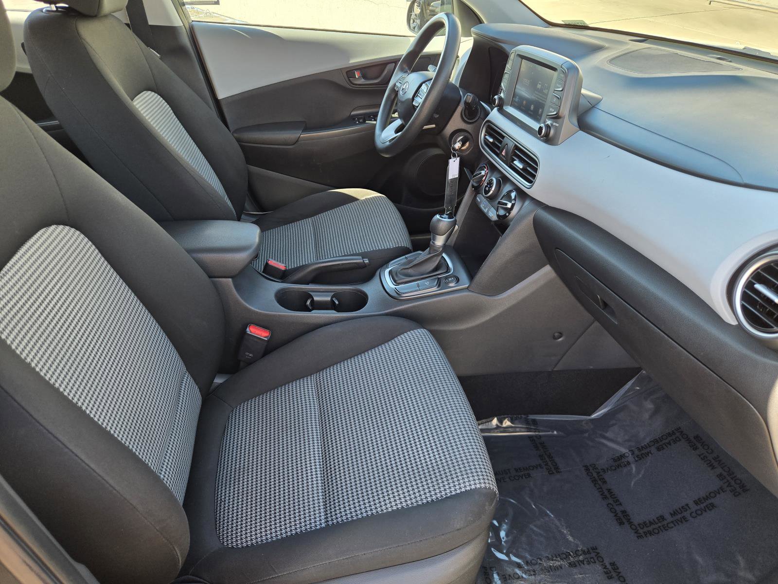 Used 2020 Hyundai Kona SE image 28