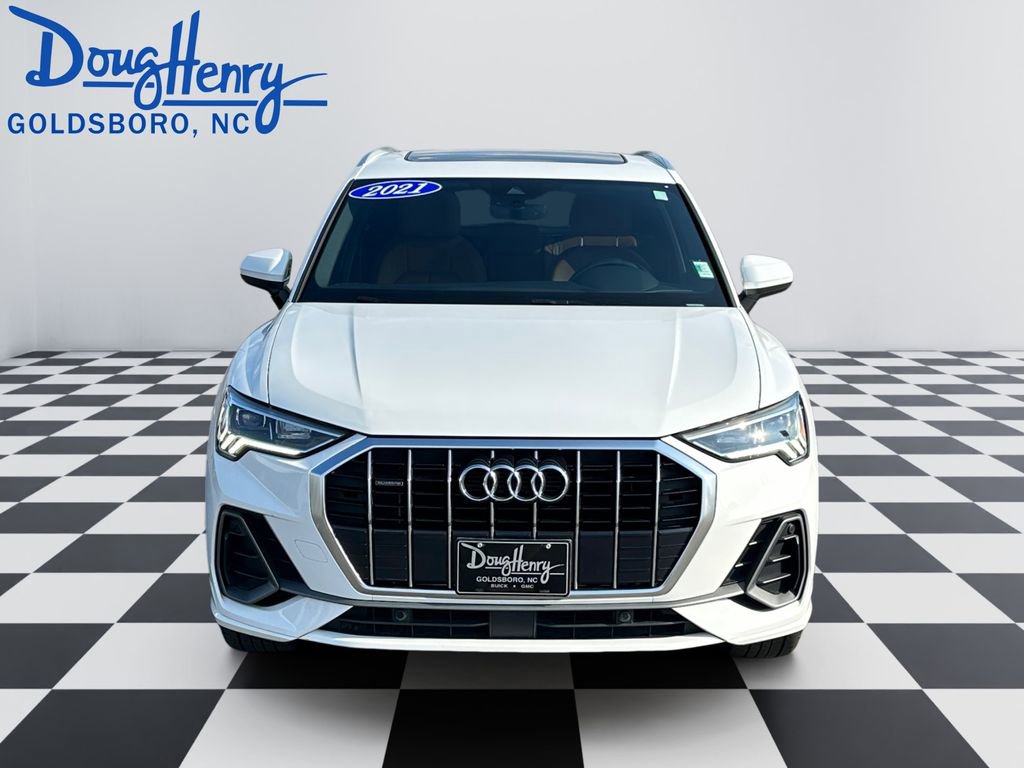 Used 2021 Audi Q3 2.0T Premium Plus w/ Premium Plus Package AWD/4WD image 8