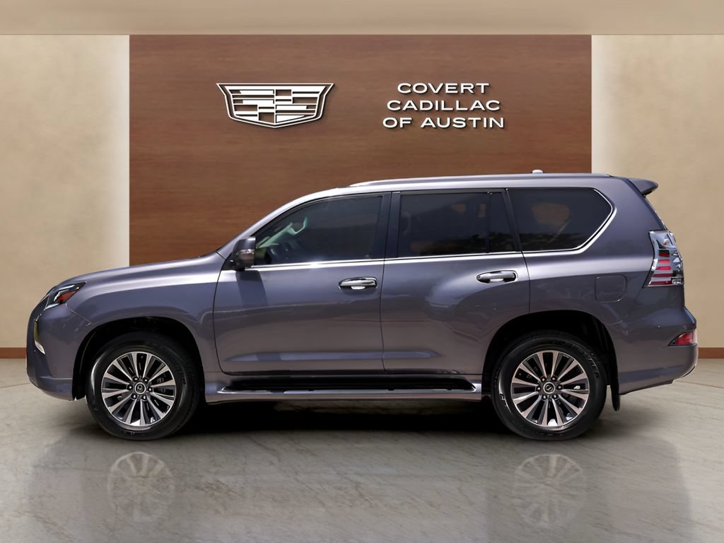Used 2023 Lexus GX 460 Luxury w/ Accessory Package AWD/4WD image 2