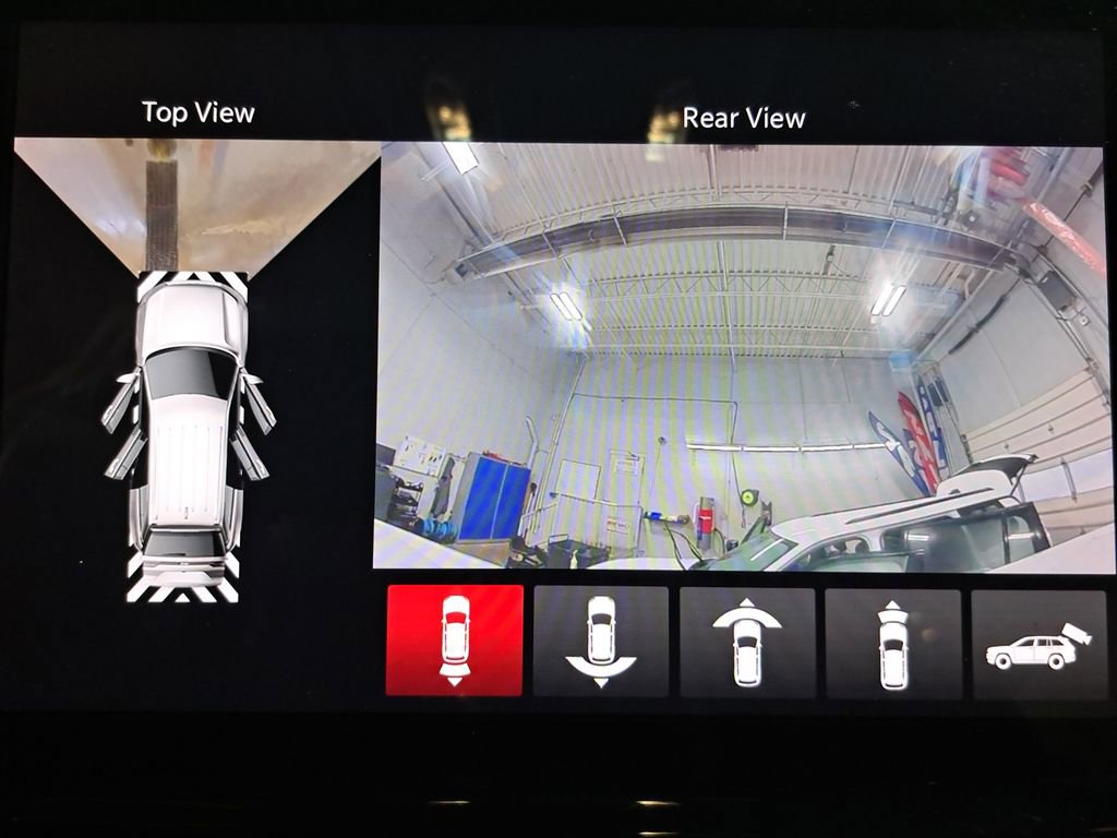 Certified 2024 Jeep Grand Cherokee Limited w/ Luxury Tech Group II image 24