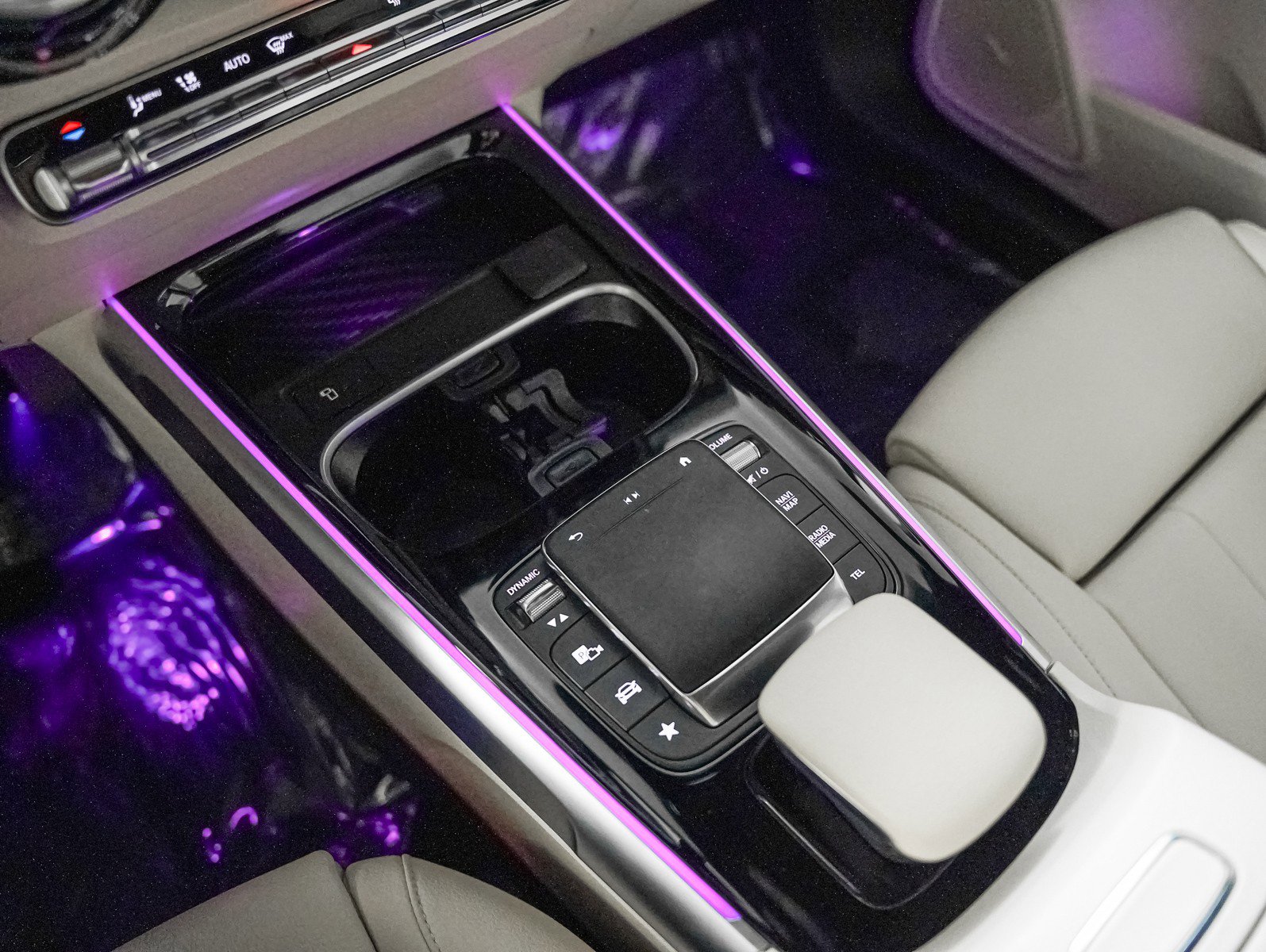 Certified 2023 Mercedes-Benz EQB 300 300 4MATIC image 19