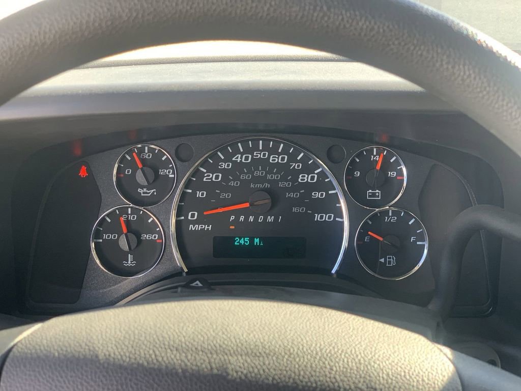 New 2025 Chevrolet Express 3500 w/ Power Convenience Package image 8