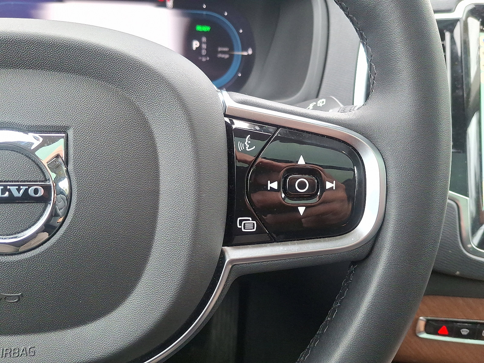 Certified 2023 Volvo XC90 T8 Plus w/ Protection Package Premier image 23