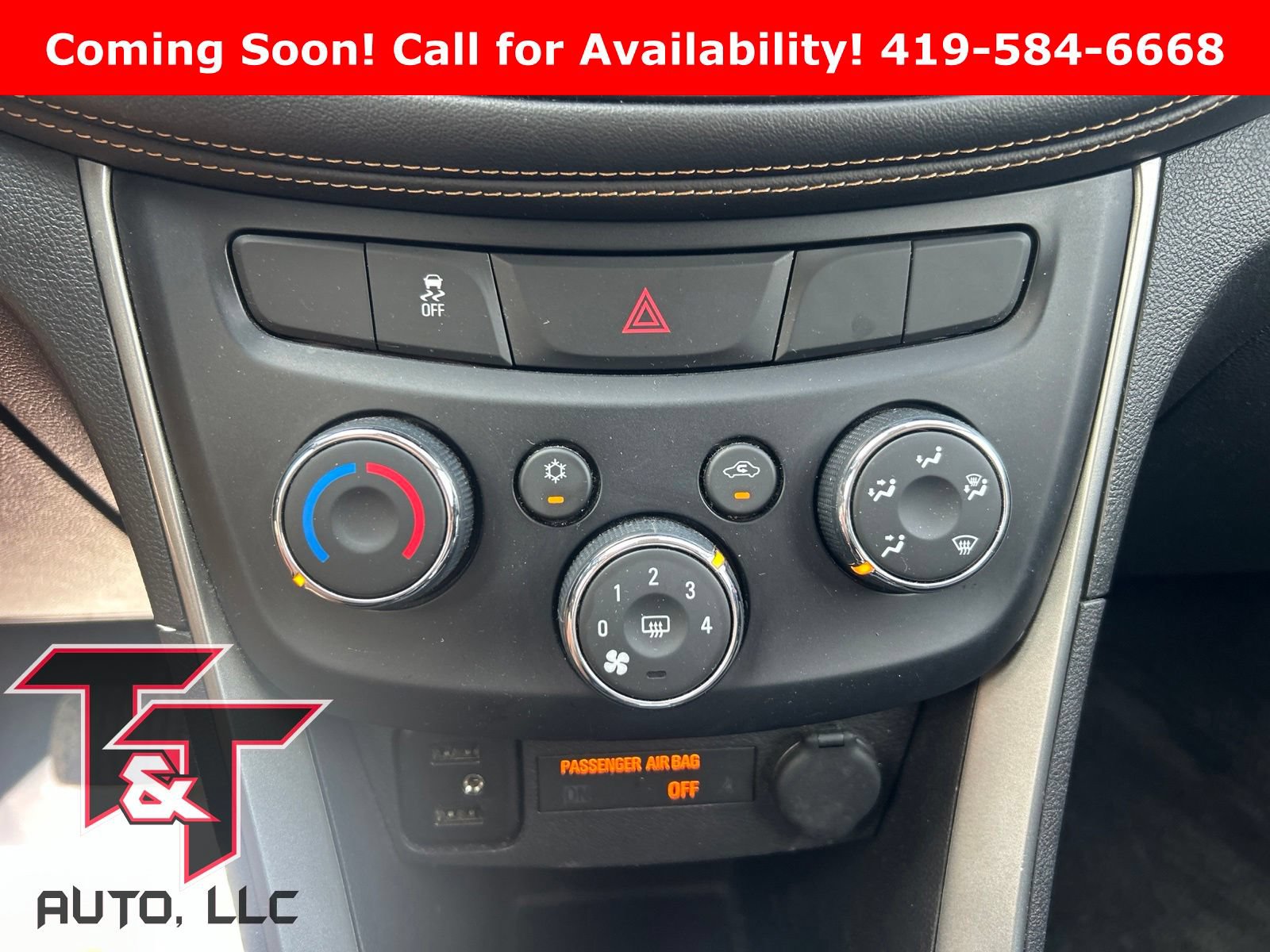 Used 2018 Chevrolet Trax LT w/ LT Convenience Package FWD image 11