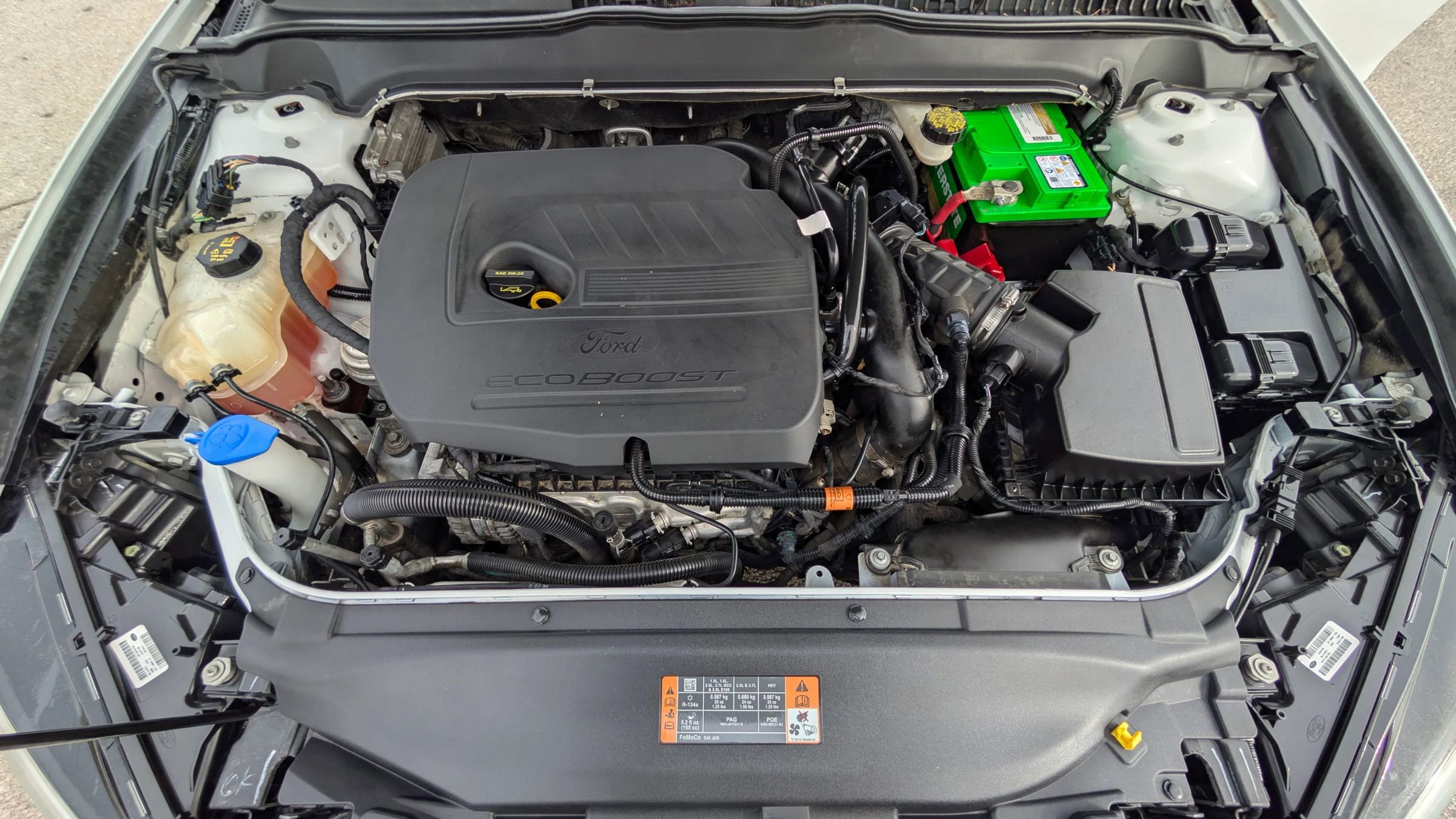 Used 2014 Ford Fusion SE w/ Equipment Group 202A image 19