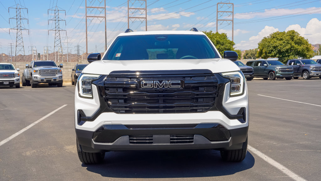 New 2027 GMC Terrain Elevation w/ Black Edition FWD image 4