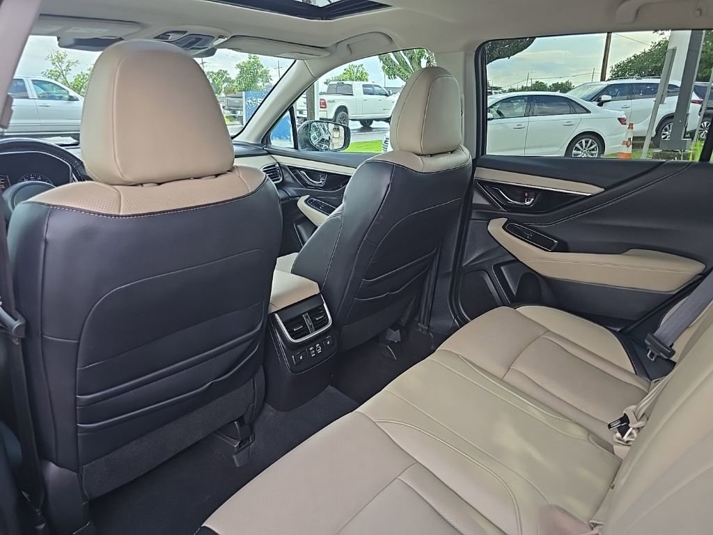 Used 2023 Subaru Outback Limited AWD/4WD image 30