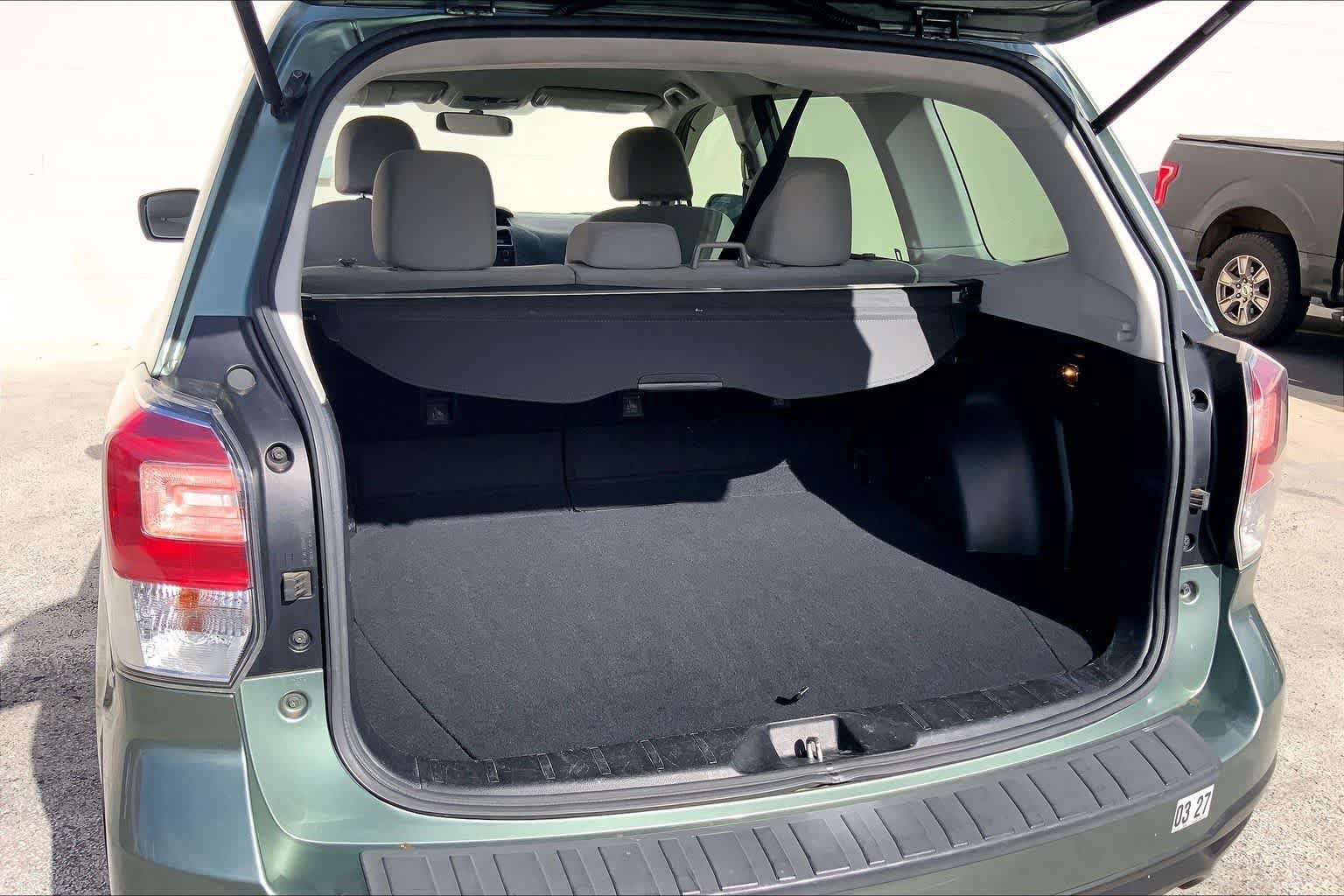 Used 2017 Subaru Forester 2.5i AWD/4WD image 18
