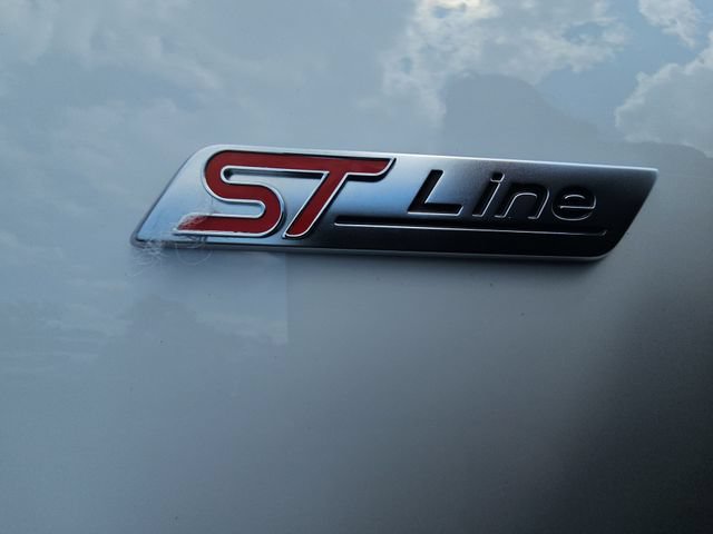 Used 2023 Ford Escape ST-Line Select AWD/4WD image 33