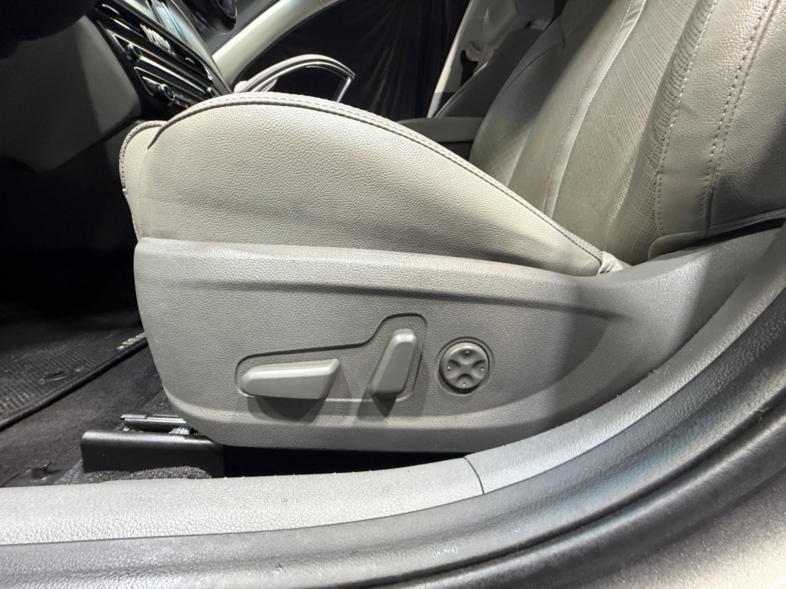 Used 2016 Kia Optima EX w/ Premium Package image 14