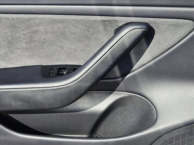 Used 2020 Tesla Model 3 Performance image 11