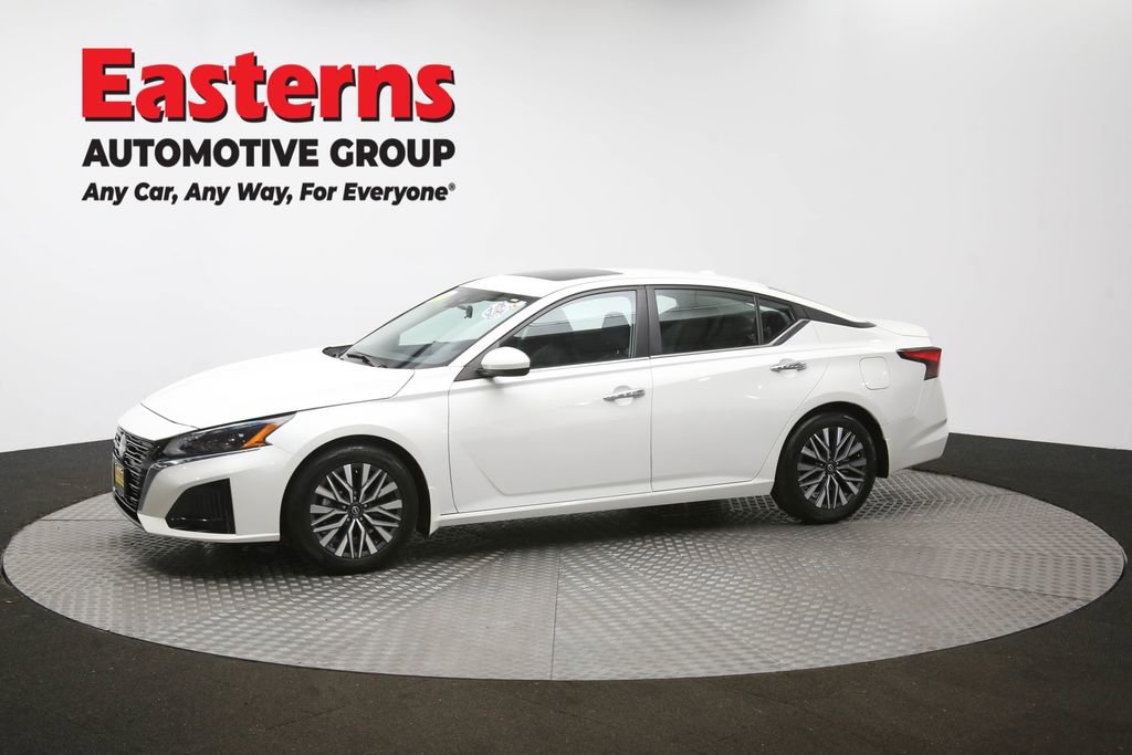 Used 2024 Nissan Altima 2.5 SV w/ SV Premium Package image 58
