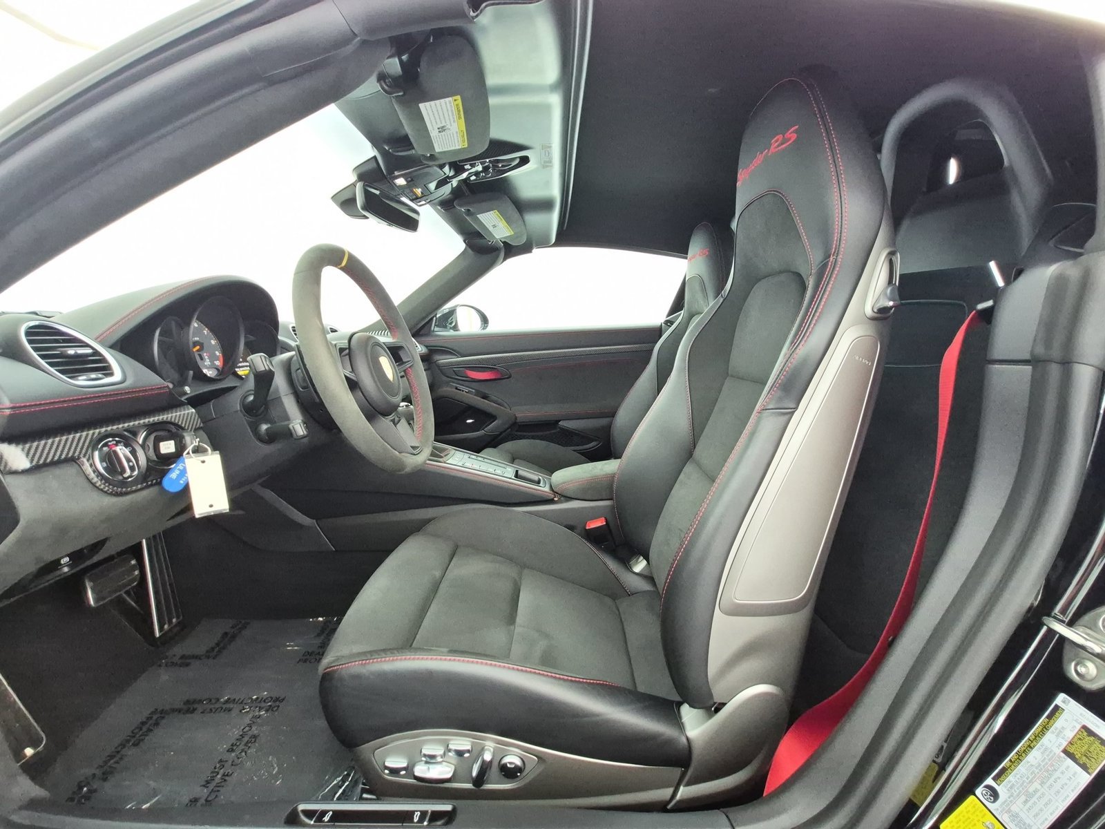 Certified 2025 Porsche 718 Boxster Spyder RS RWD image 5