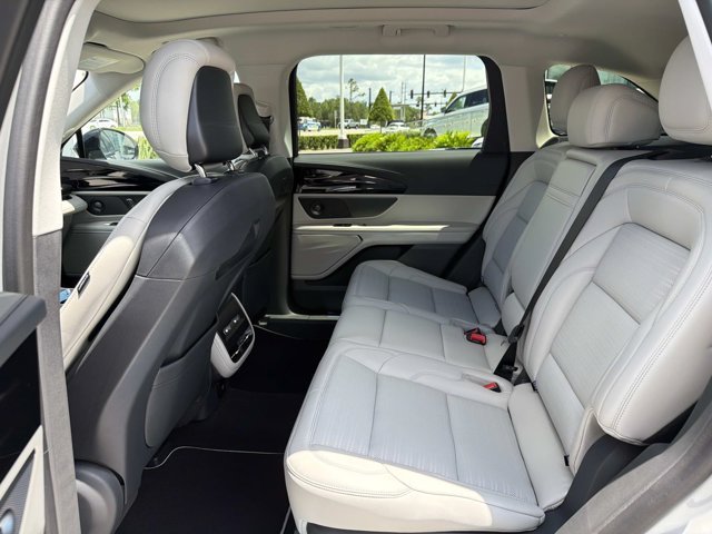 New 2026 Lincoln Nautilus Reserve AWD/4WD image 16