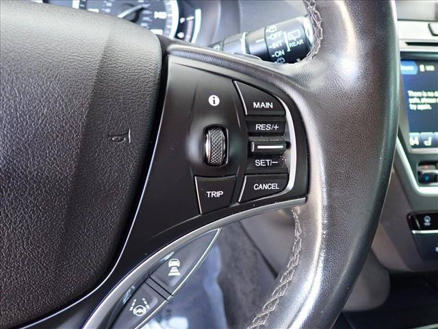 Used 2018 Acura MDX w/ Technology Package AWD/4WD image 17