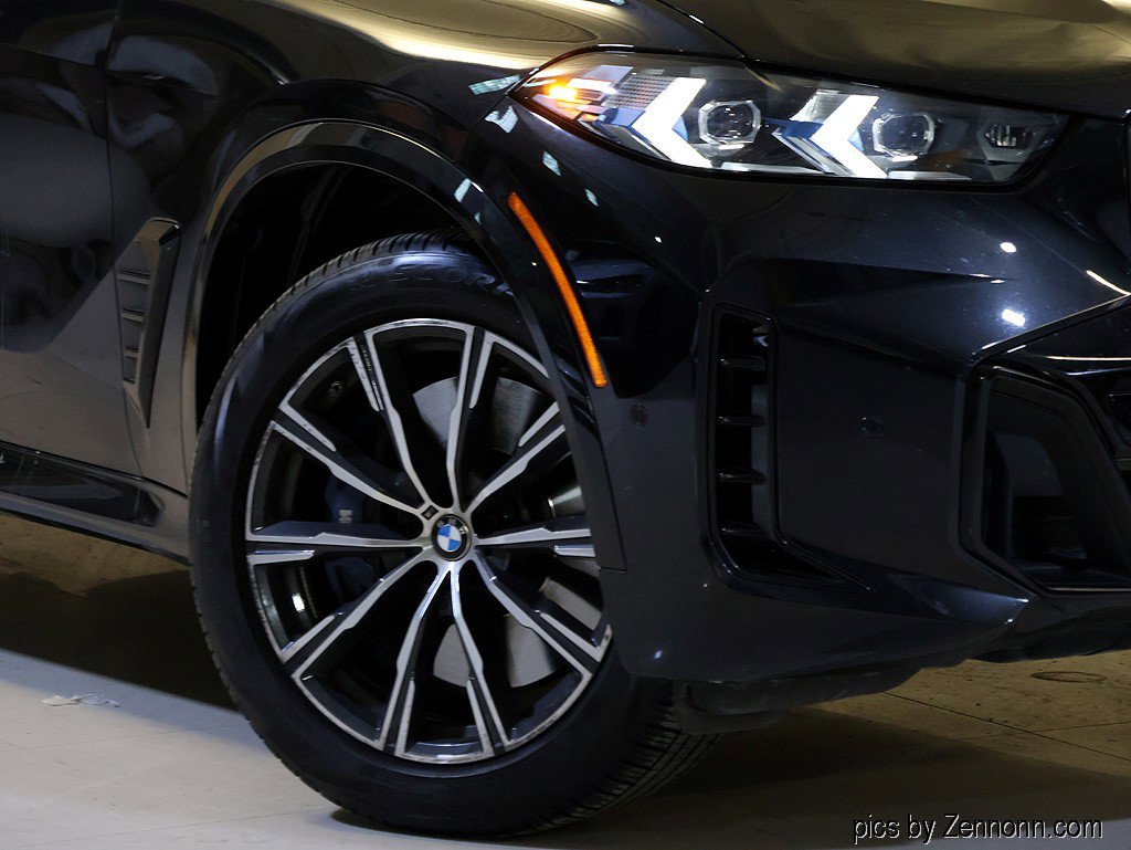Certified 2025 BMW X5 M60i w/ Climate Comfort Package image 3