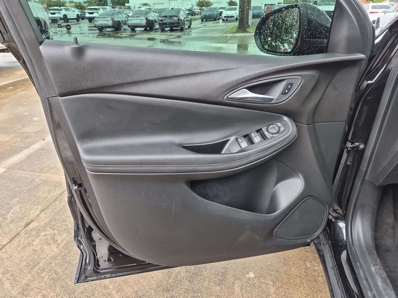Used 2024 Buick Encore GX Preferred FWD image 18