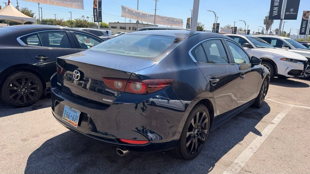 Used 2024 MAZDA MAZDA3 s FWD image 3