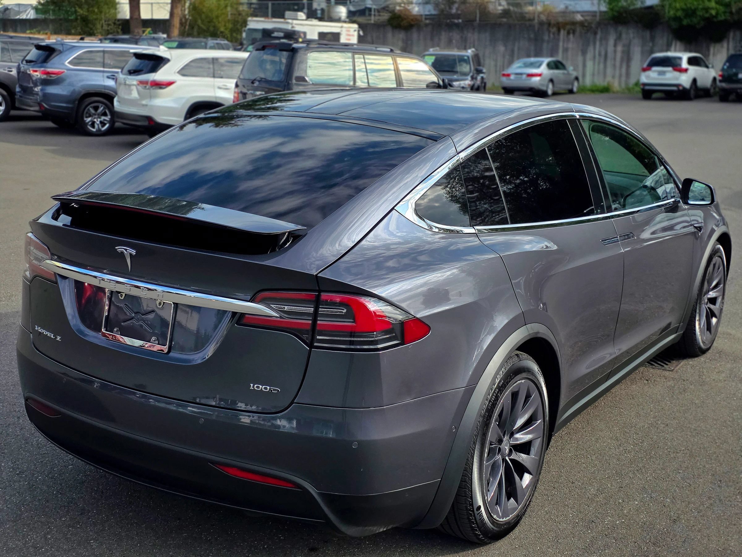 Used 2019 Tesla Model X 100D AWD/4WD image 18