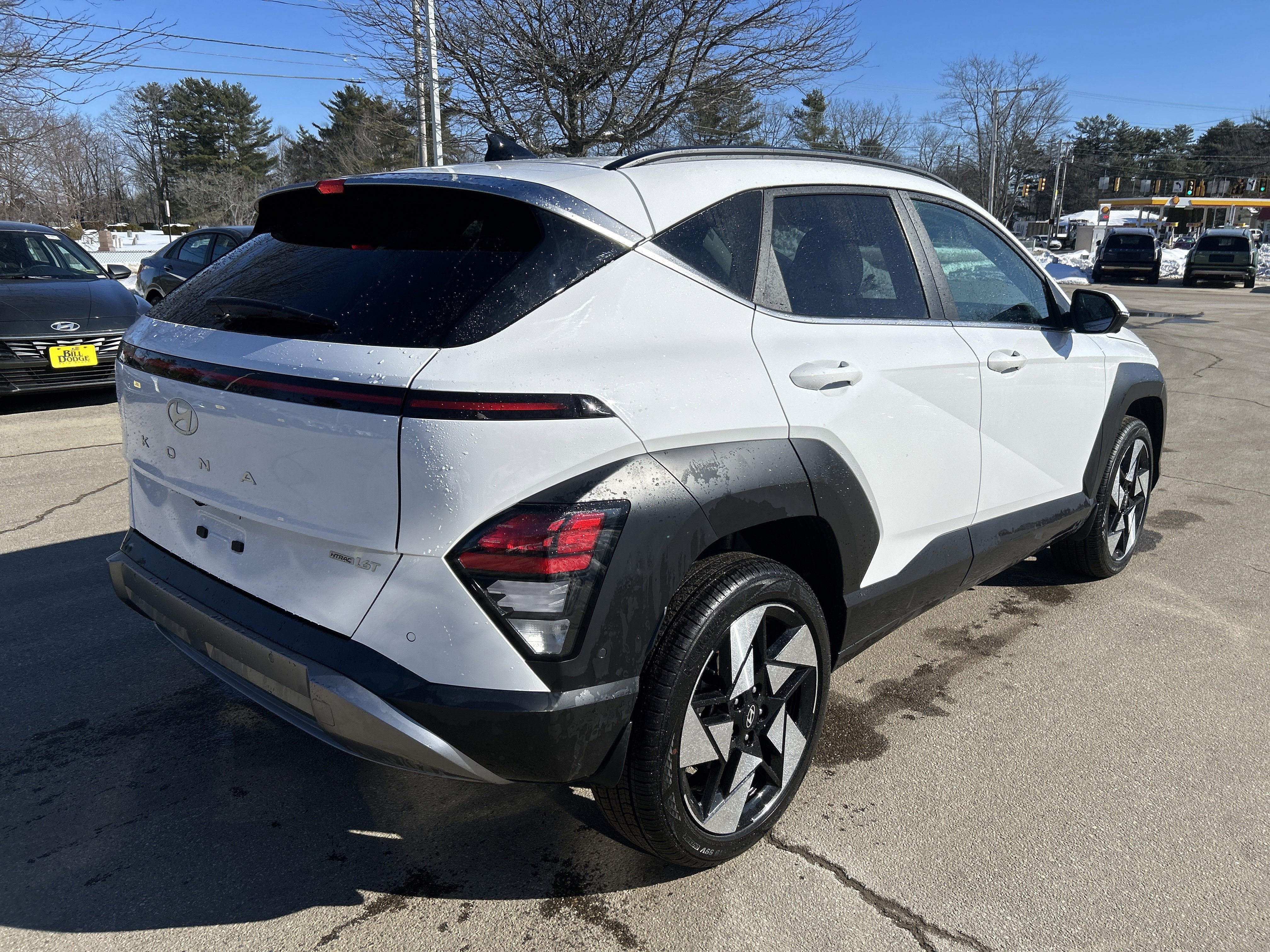 Certified 2025 Hyundai Kona Limited image 5