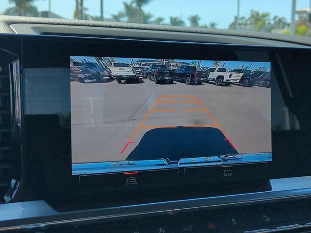 New 2026 GMC Sierra 1500 Elevation w/ LPO, Elevation Black Package AWD/4WD image 16
