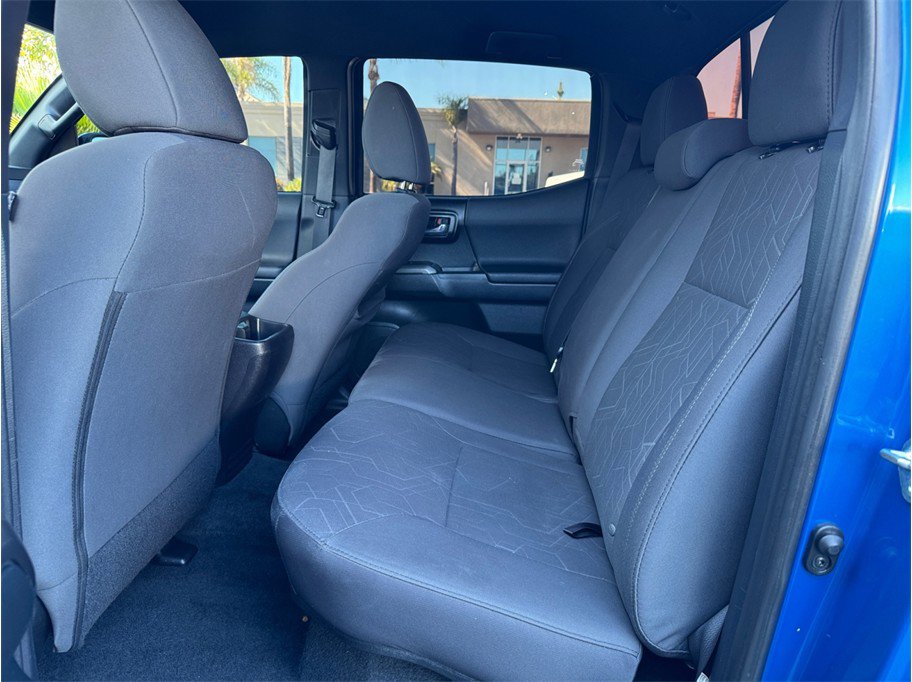 Used 2016 Toyota Tacoma TRD Sport w/ Towing Package RWD image 21