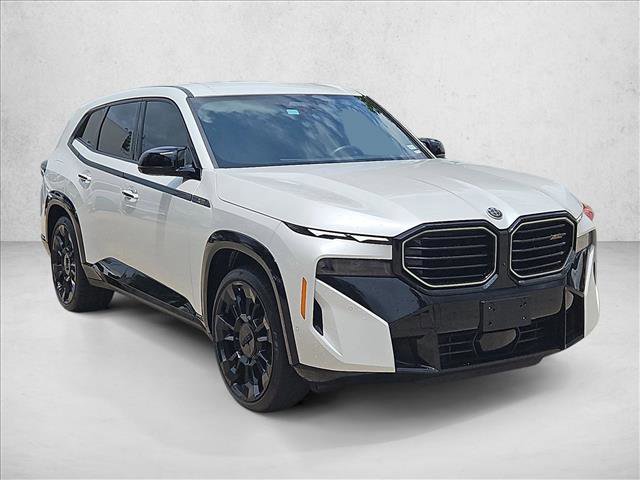 Used 2025 BMW XM w/ M Driver's Package AWD/4WD image 3