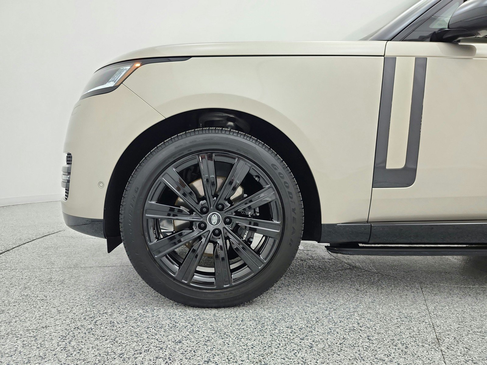 Used 2023 Land Rover Range Rover SE AWD/4WD image 18