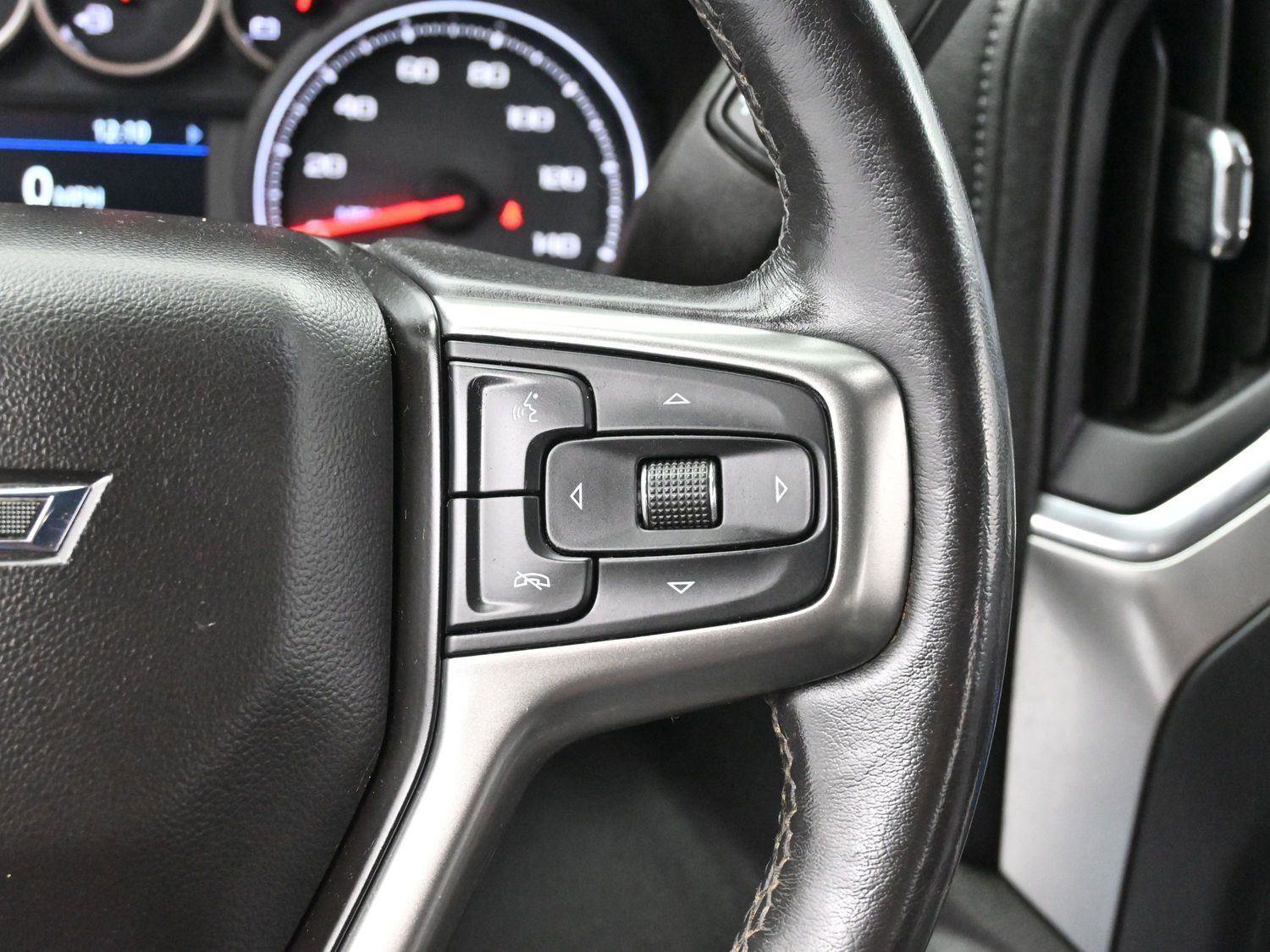 Used 2020 Chevrolet Silverado 1500 RST image 10