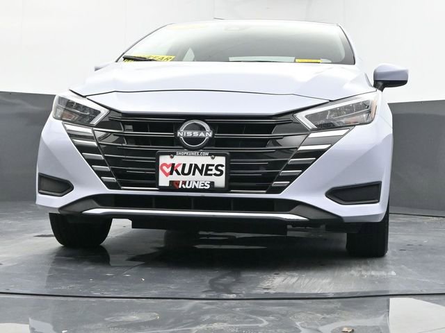 Used 2025 Nissan Versa SV image 41