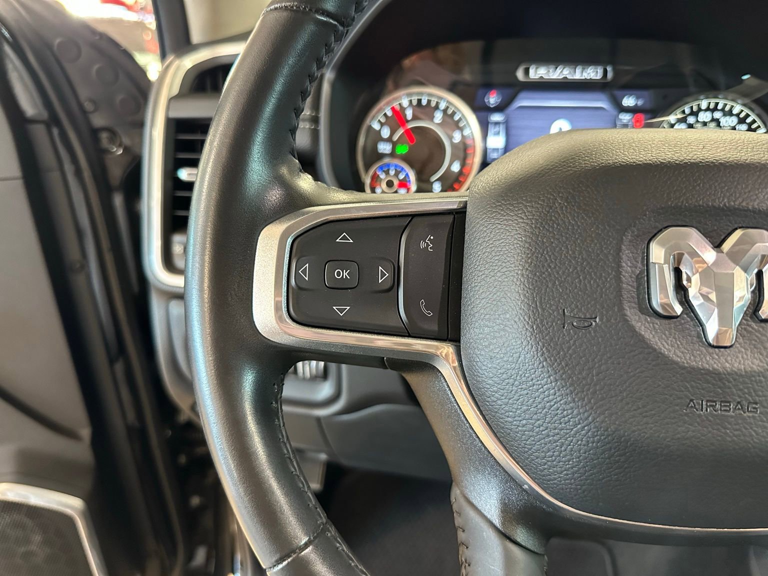 Used 2024 RAM 3500 Laramie image 18