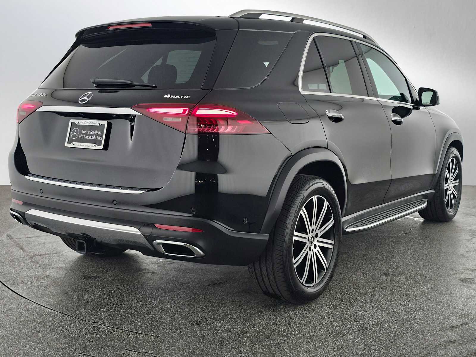 Certified 2025 Mercedes-Benz GLE 450e 4MATIC image 4