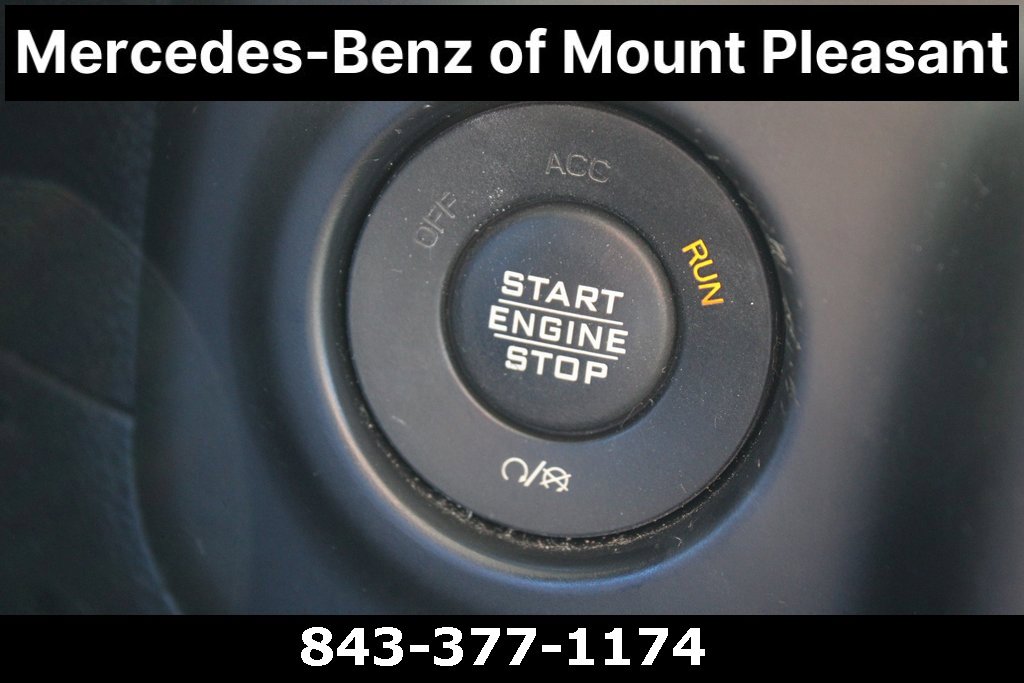 Used 2018 Jeep Wrangler Unlimited Sahara image 32